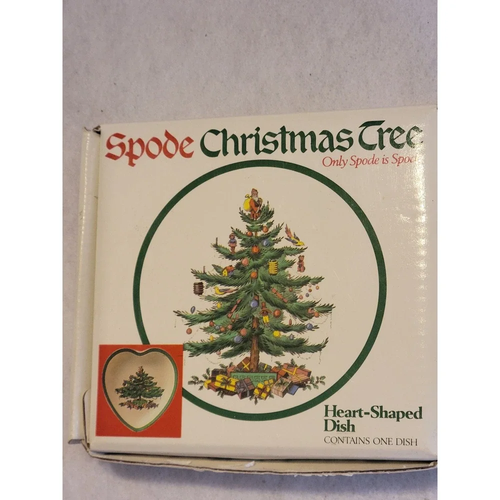 Spode Christmas Tree Heart Shaped‎ Trinket Dish Made England S3324-Z Decor